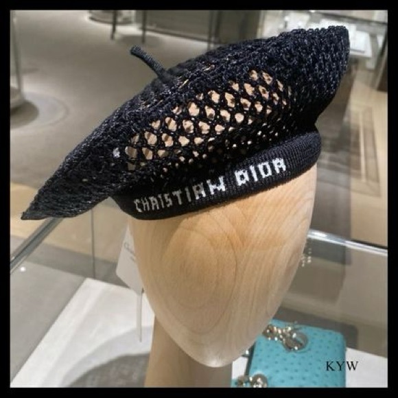 Christian Dior Mesh Beret original packaging and receipt - Picture 3 of 3